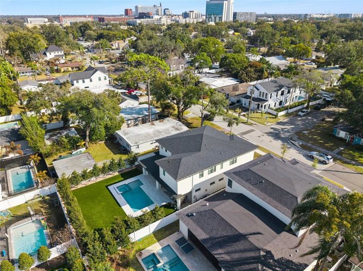 Image No.57-5 Bed House for sale