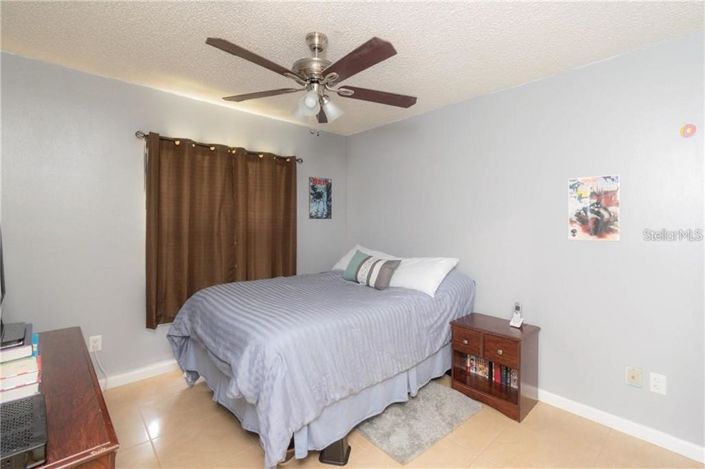 Image No.8-3 Bed House for sale