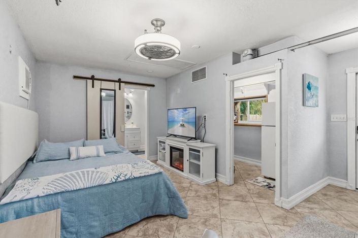 Image No.35-3 Bed House for sale