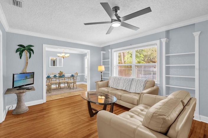 Image No.6-3 Bed House for sale