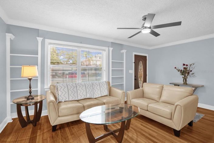 Image No.7-3 Bed House for sale