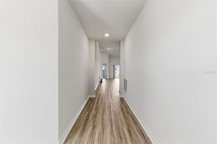 Image No.14-3 Bed House for sale