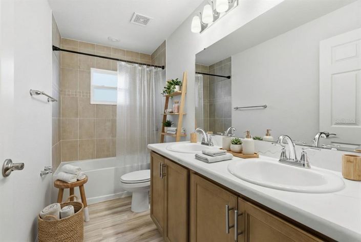 Image No.37-3 Bed House for sale