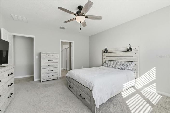 Image No.17-4 Bed House for sale