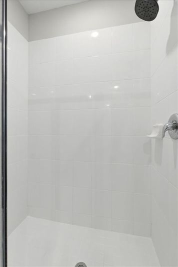 Image No.25-4 Bed House for sale