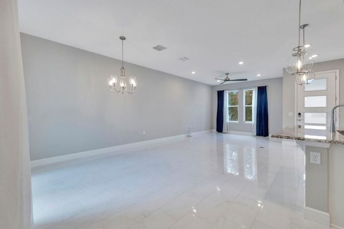 Image No.7-Maison de ville de 3 chambres à vendre à Saint John