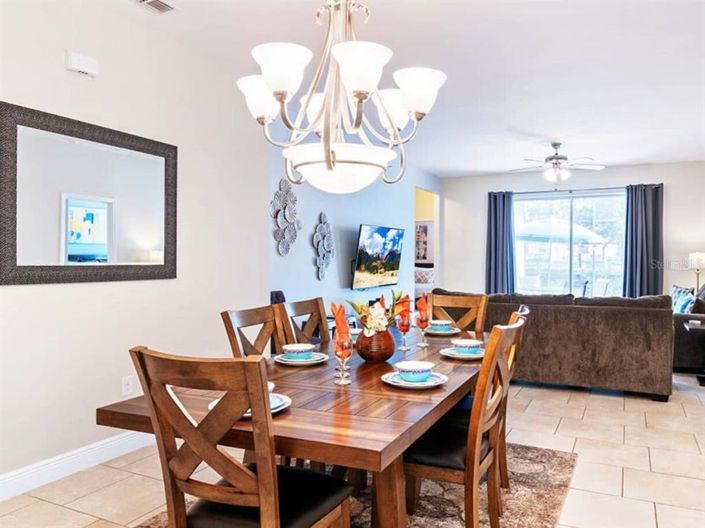 Image No.6-5 Bed House for sale