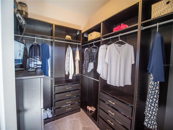 Image No.21-4 Bed House for sale