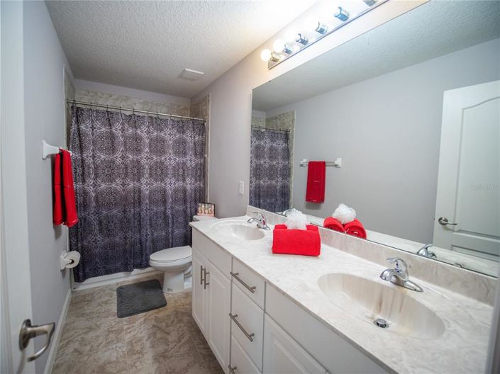 Image No.26-4 Bed House for sale