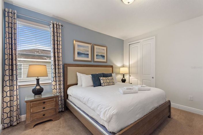 Image No.28-6 Bed House for sale