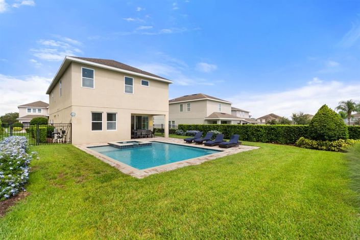 Image No.56-6 Bed House for sale