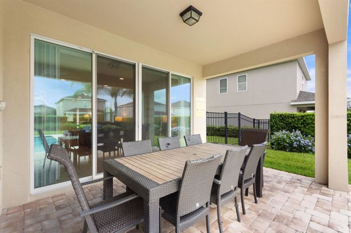 Image No.9-6 Bed House for sale