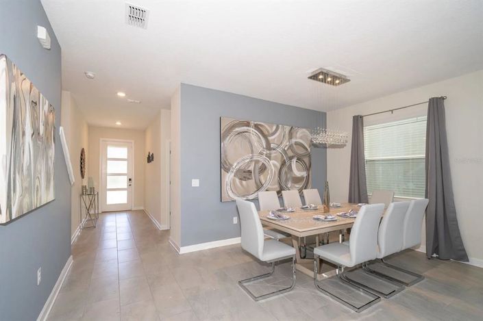 Image No.17-5 Bed House for sale