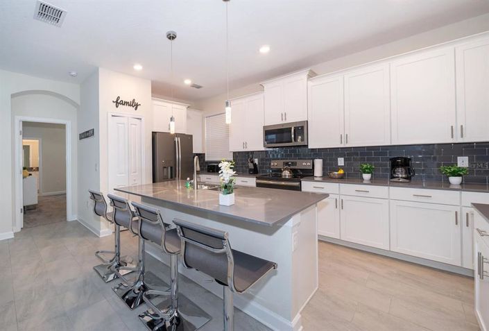 Image No.5-5 Bed House for sale