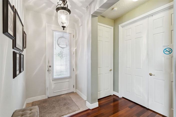 Image No.3-2 Bed House for sale