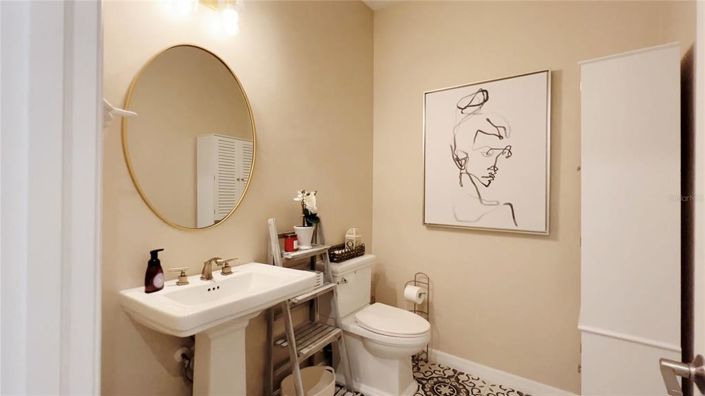 Image No.14-5 Bed House for sale