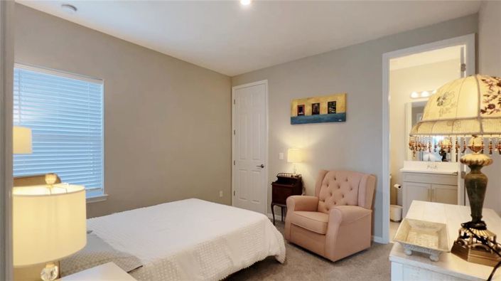 Image No.30-5 Bed House for sale