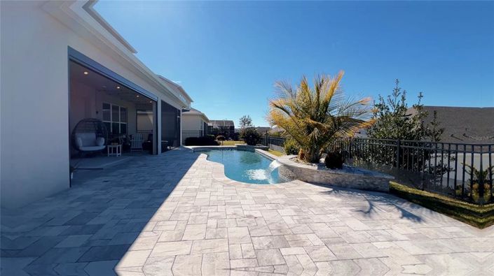 Image No.39-5 Bed House for sale