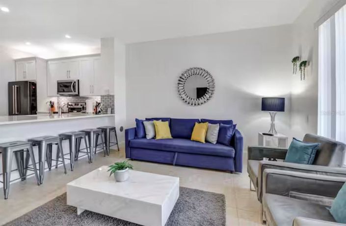 Image No.12-3 Bed Townhouse for sale