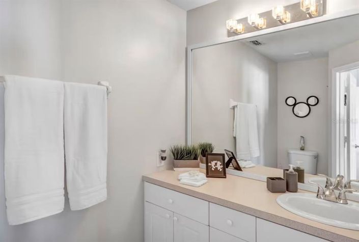 Image No.29-3 Bed Townhouse for sale