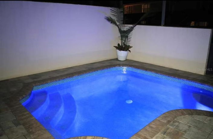 Image No.36-3 Bed Townhouse for sale