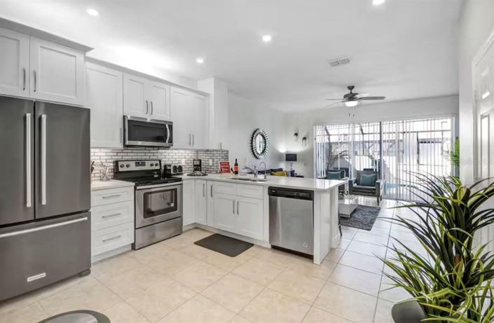 Image No.7-3 Bed Townhouse for sale