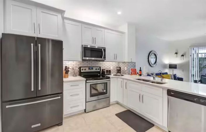 Image No.9-3 Bed Townhouse for sale