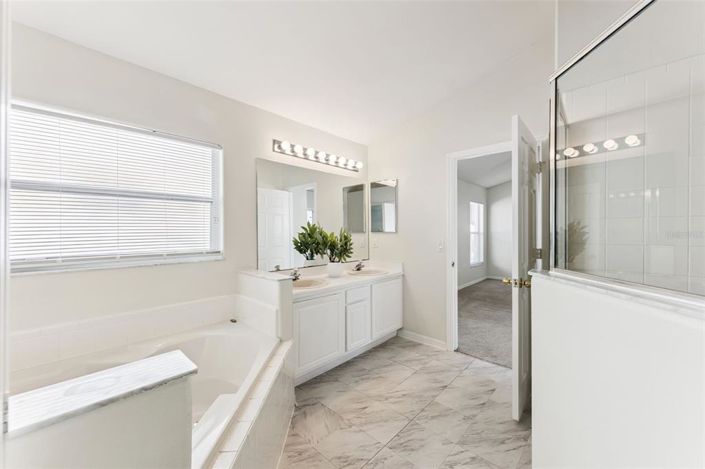 Image No.21-Maison de 4 chambres à vendre à Saint John