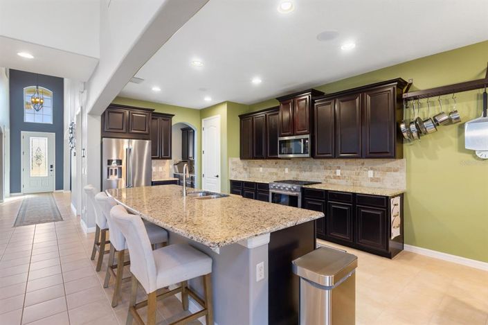 Image No.11-4 Bed House for sale