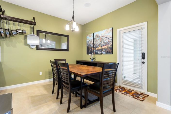 Image No.15-4 Bed House for sale