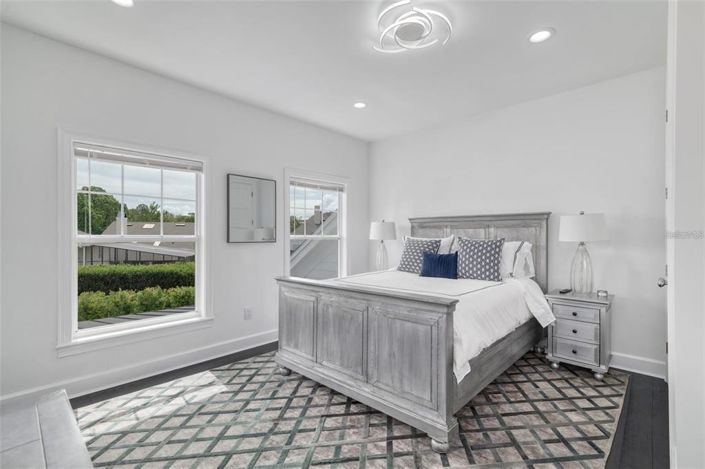 Image No.32-5 Bed House for sale