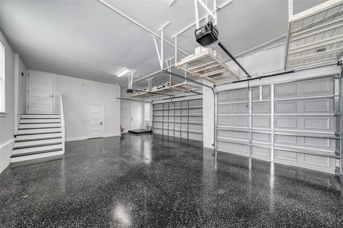 Image No.60-5 Bed House for sale