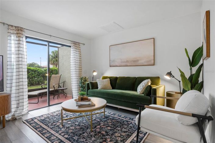 Image No.16-2 Bed Townhouse for sale