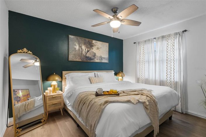 Image No.19-2 Bed Townhouse for sale