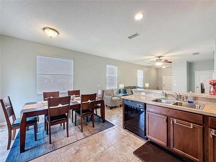 Image No.13-2 Bed Townhouse for sale