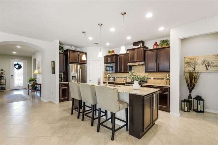 Image No.15-3 Bed House for sale