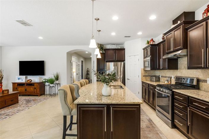 Image No.18-3 Bed House for sale