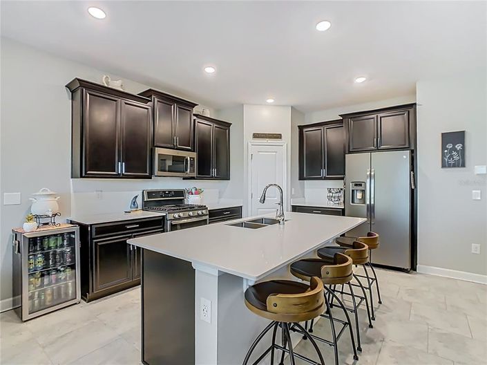 Image No.17-4 Bed House for sale