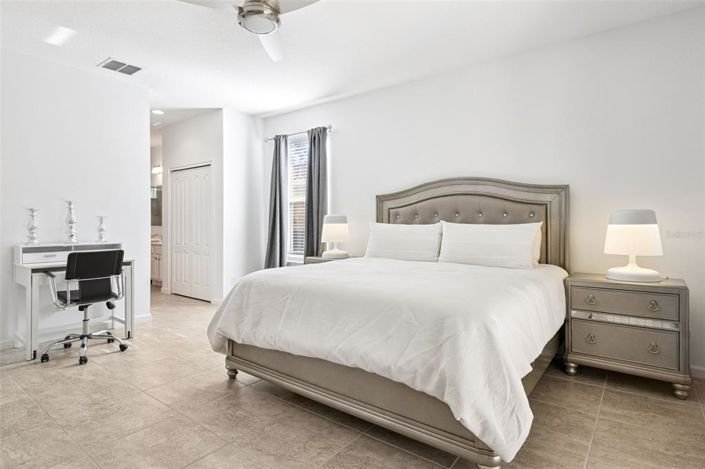 Image No.13-5 Bed House for sale