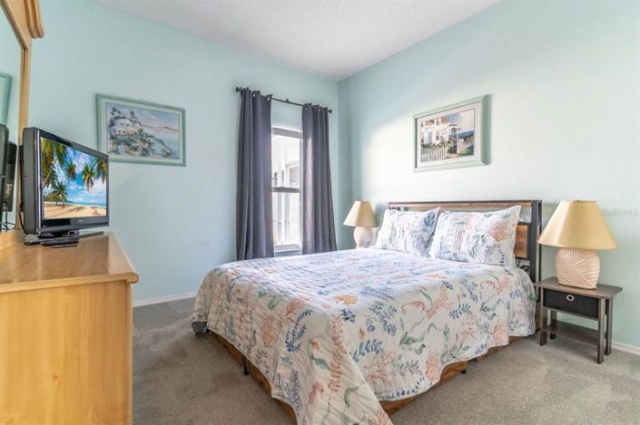 Image No.18-3 Bed House for sale