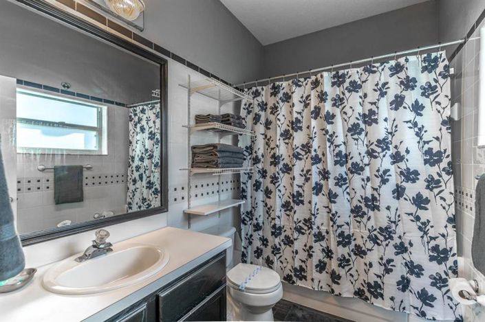 Image No.19-3 Bed House for sale