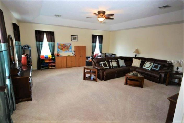 Image No.17-5 Bed House for sale