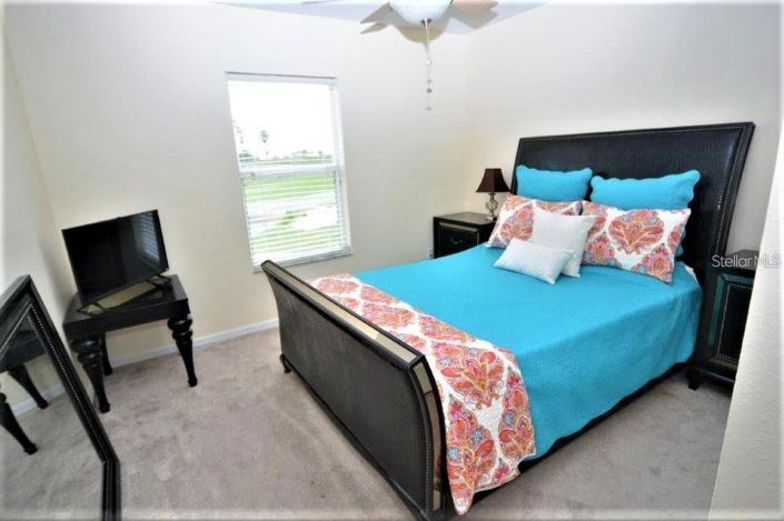 Image No.25-5 Bed House for sale