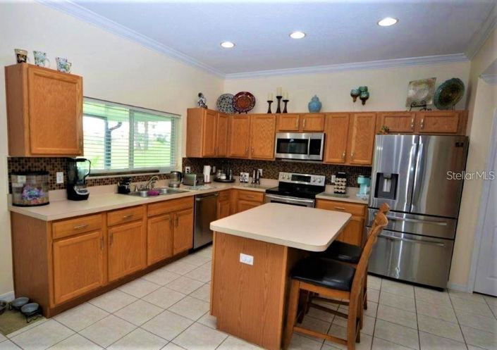 Image No.6-5 Bed House for sale