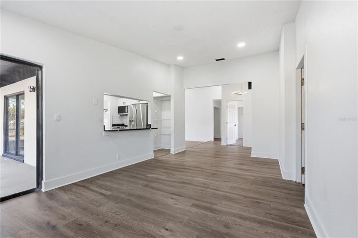 Image No.22-4 Bed House for sale