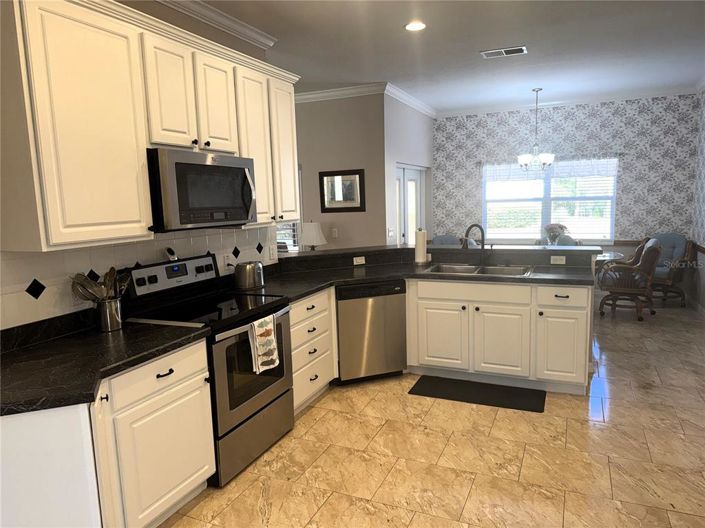 Image No.26-3 Bed House for sale