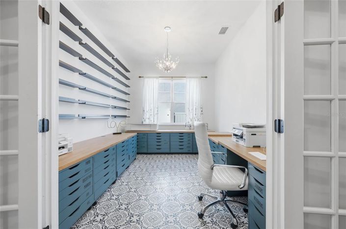 Image No.13-5 Bed House for sale