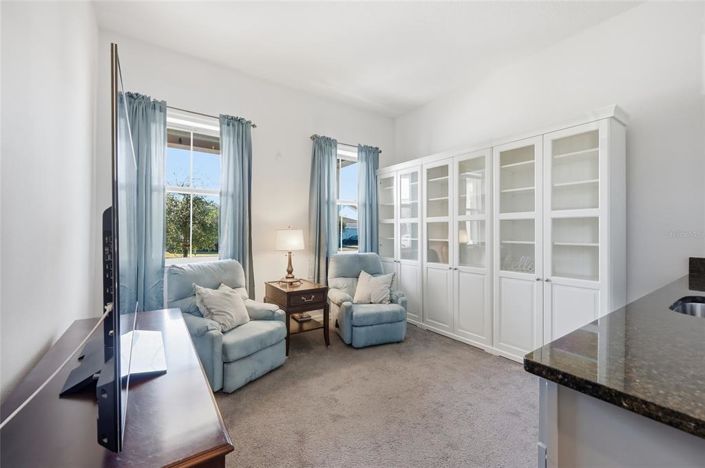 Image No.7-5 Bed House for sale