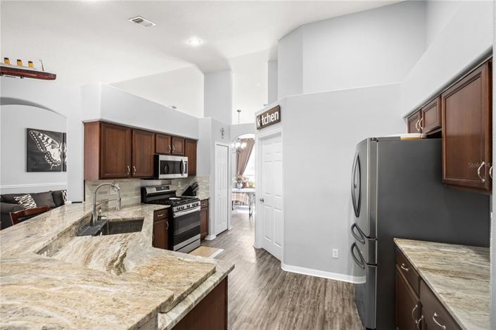 Image No.11-4 Bed House for sale