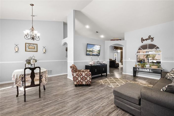 Image No.8-Maison de 4 chambres à vendre à Saint John